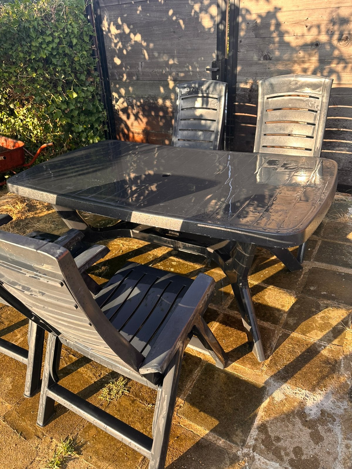 Tuinset buiten tafel met 4 stoelen blauw, Ophalen, 4 zitplaatsen, Kunststof, Gebruikt