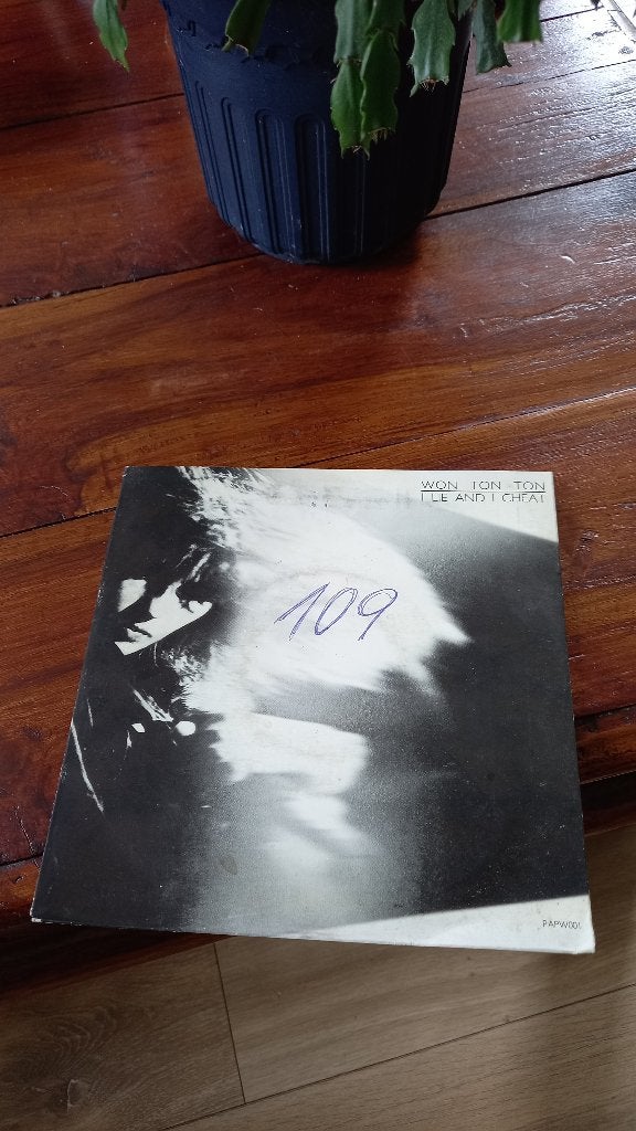 Vinyl (45t) won ton ton "i lie and i cheat", Ophalen, Zo goed als nieuw, Pop