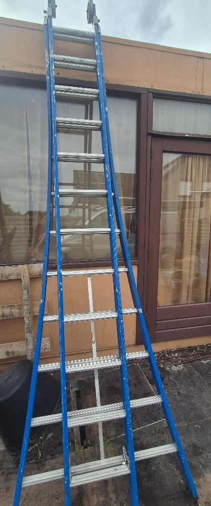 DAS dubbele ladder 12 sporten, Ophalen, Gebruikt, Ladder, Opvouwbaar of Inschuifbaar