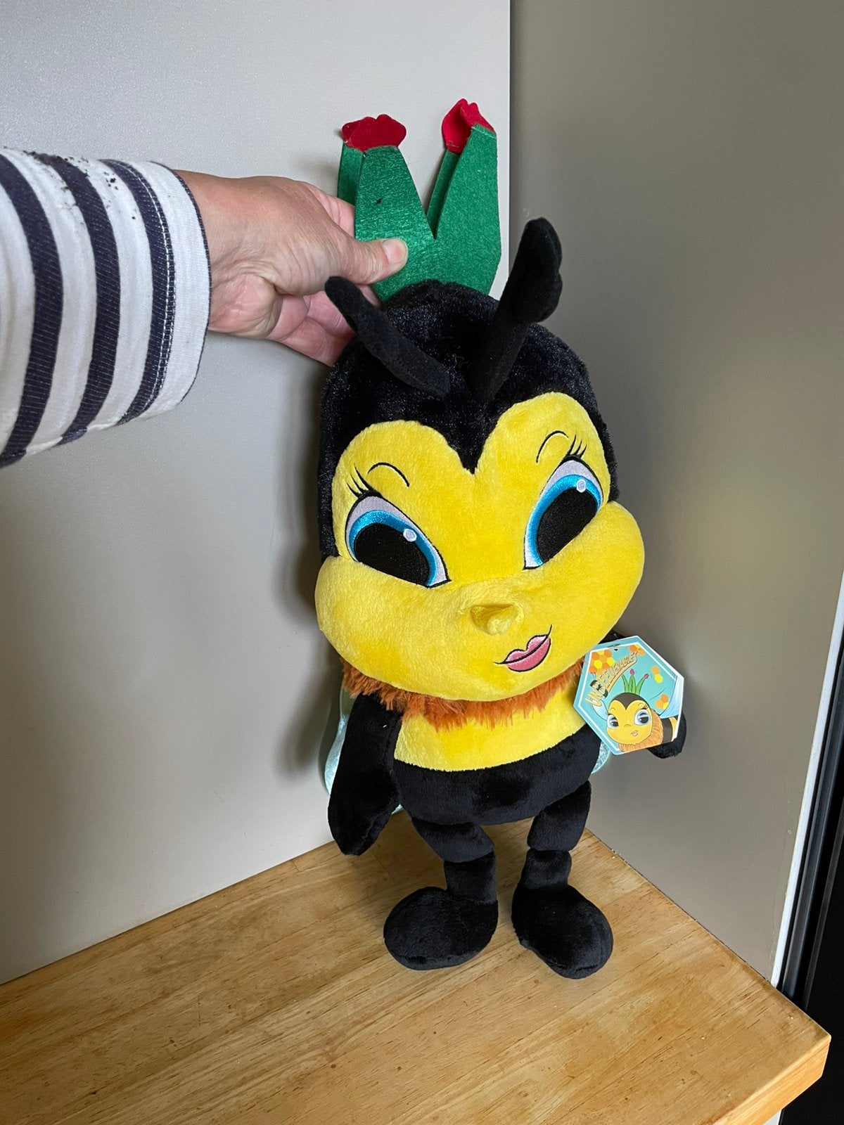 Nieuwe grote knuffel  bijtje 25 cm, Ophalen of Verzenden, Zo goed als nieuw