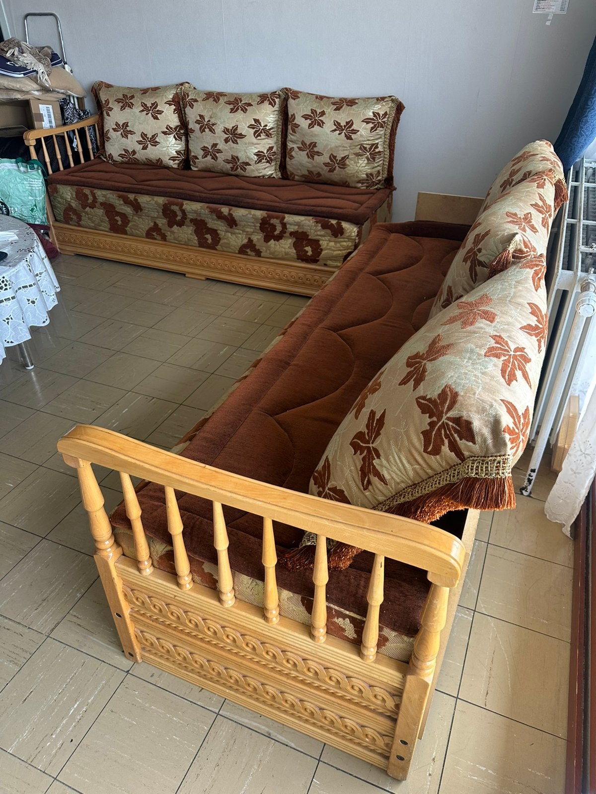 Fauteuil marocain a donner, Enlèvement
