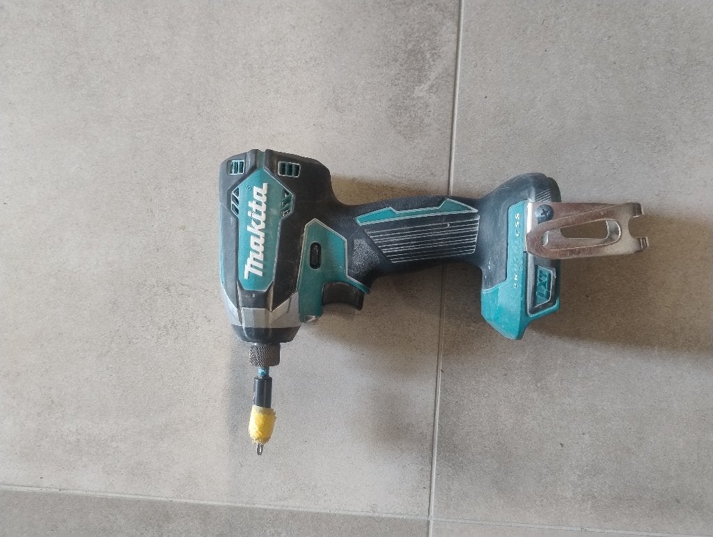 Makita slagschroever, Ophalen, Gebruikt, Makita