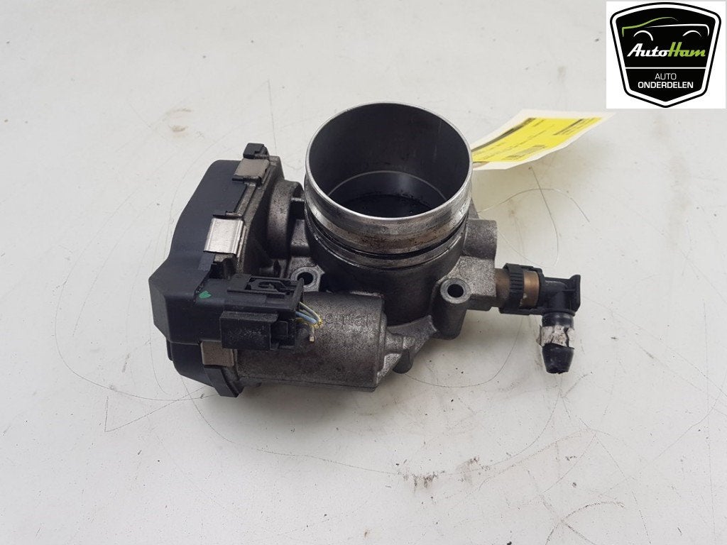 GASKLEPHUIS 3 serie (F30) (|7588625|13547588625|758862504|), Gebruikt, BMW, Continental AG, Continental-Plaza 1
30175  Hannover, DE