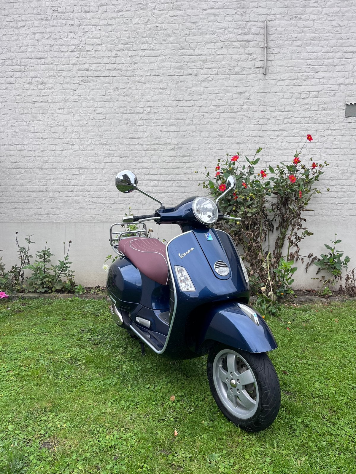 Vespa GTS 125, Fietsen en Brommers, Ophalen, Overige modellen, 125 cc, Zo goed als nieuw