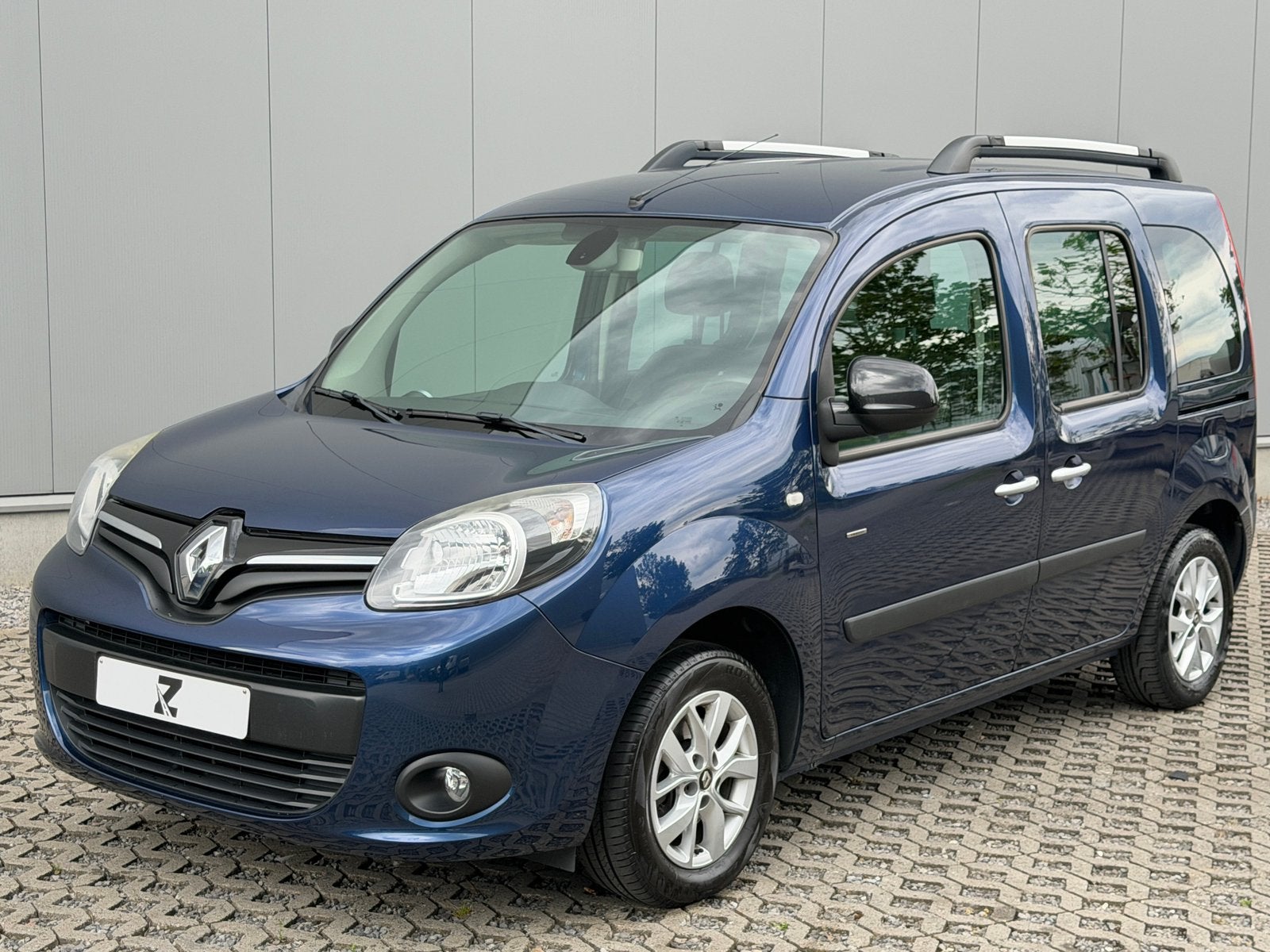 Renault Kangoo 1.2i✅*TOPSTAAT*GARANTIE*NIEUWSTAAT, Auto's, Renault, Dealer onderhouden, 140 g/km, 4 cilinders, Start-stop-systeem
