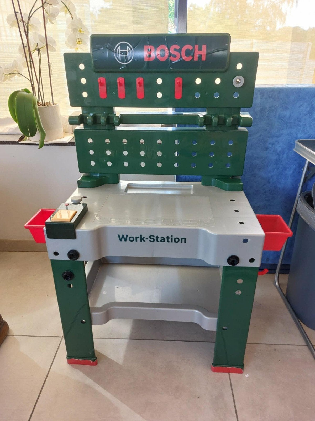 Werkbank Bosch, Ophalen