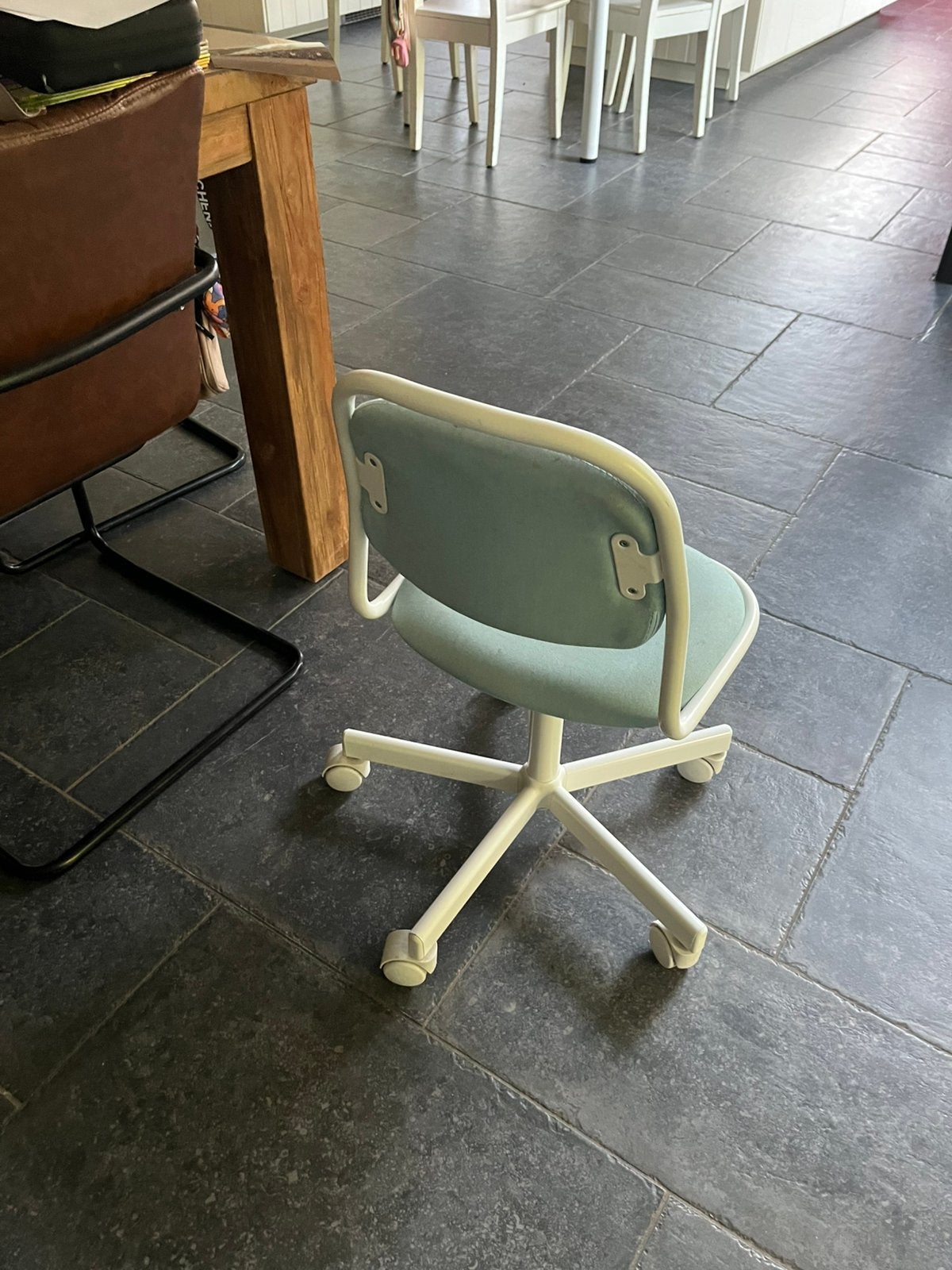 Kinderbureaustoeltje, Huis en Inrichting, Ophalen, Gebruikt, Wit