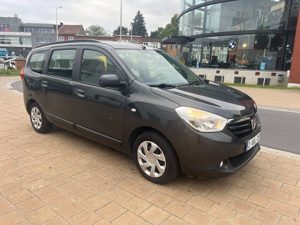 Dacia Lodgy 1.2 TCe Prestige 5pl., Auto's, Voorwielaandrijving, 4 cilinders, 1198 cc, Zwart