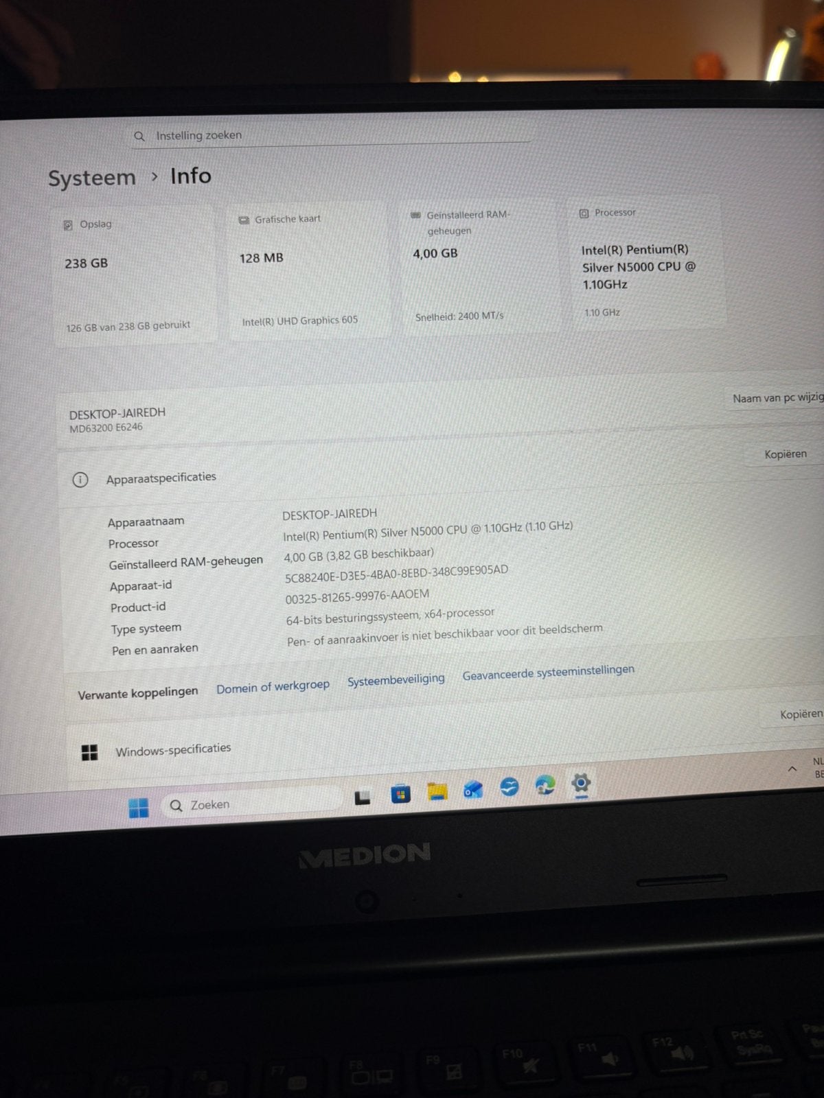 Laptop medion, Ophalen, Zo goed als nieuw