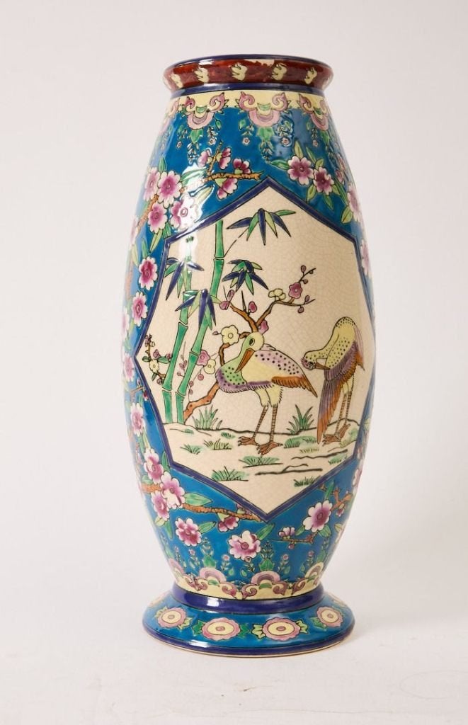 Grote balustervaas met polychroom geëmailleerd bloemendecor, Antiquités & Art, Enlèvement