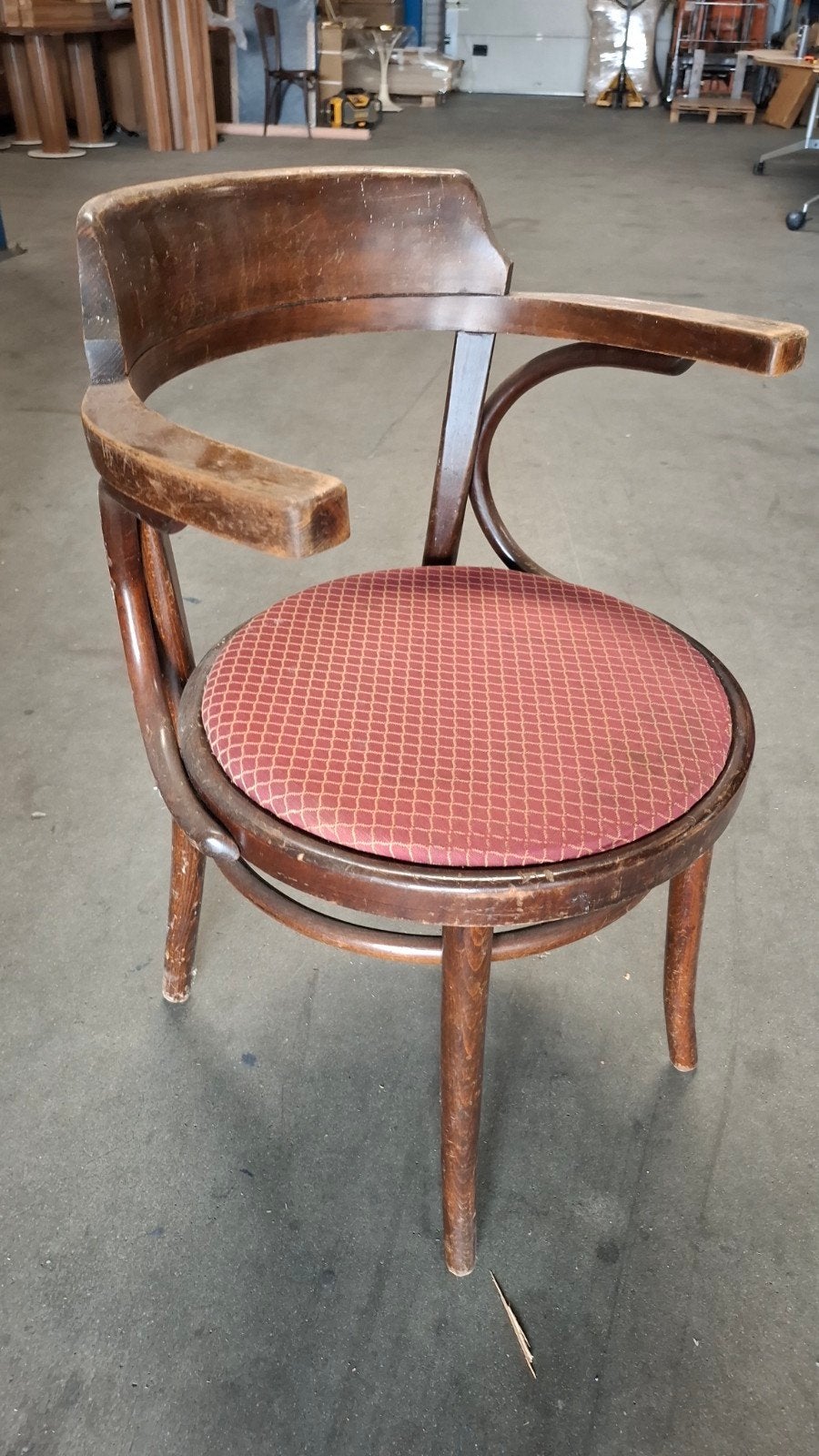46 thonet cafe bistro stoelen gebogen hout horeca vintage, Huis en Inrichting, Gebruikt, Bruin, Ophalen of Verzenden, Vijf, Zes of meer stoelen