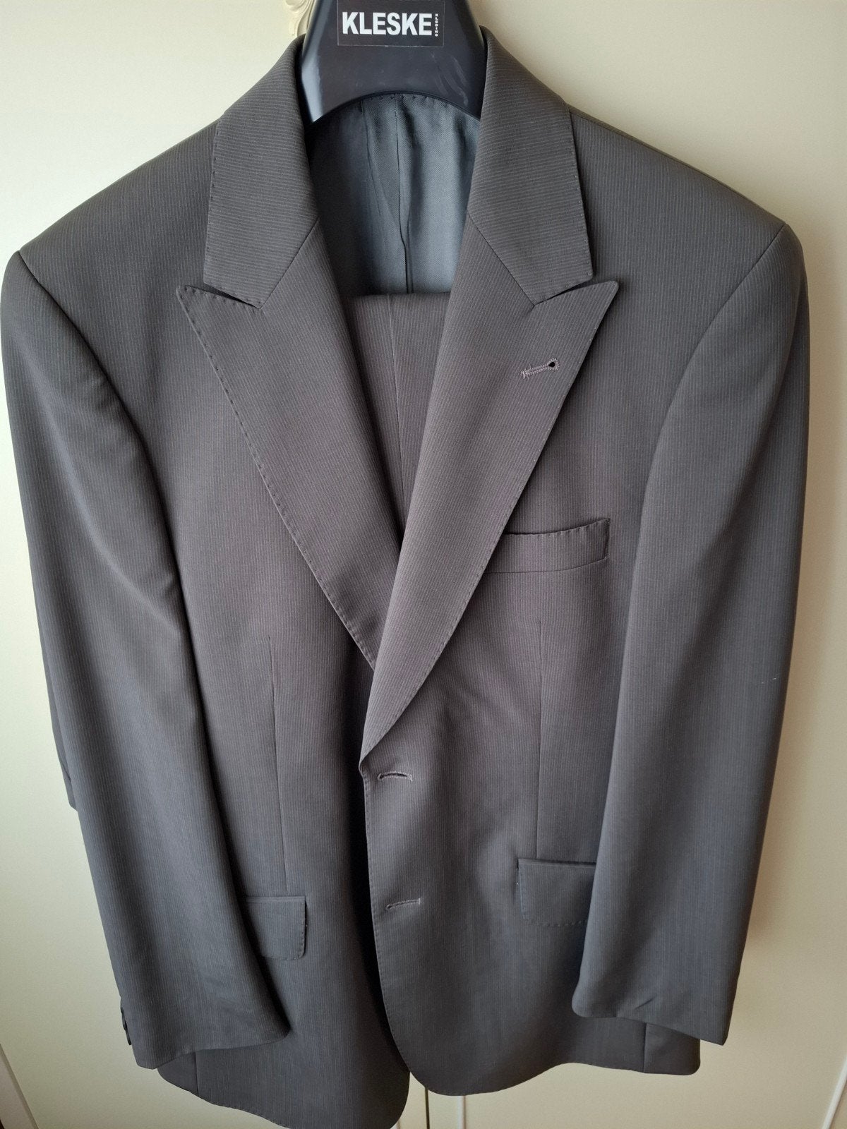 Herenkostuum donkergrijs, zeer goede kwaliteit, maat 48/50, Kleding | Heren, Ophalen, Barutti, Maat 48/50 (M), Zo goed als nieuw