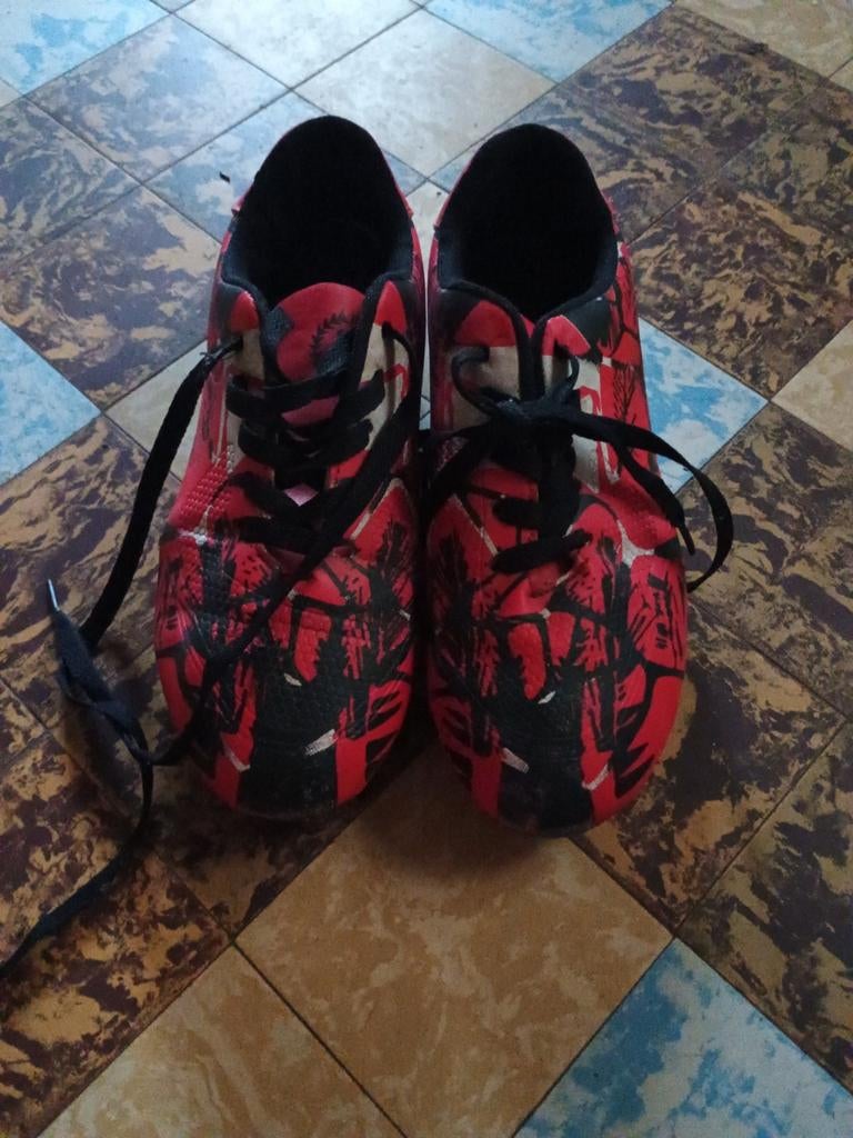 Kinder voetbalschoenen maat 36, Sport en Fitness, Voetbal, Ophalen