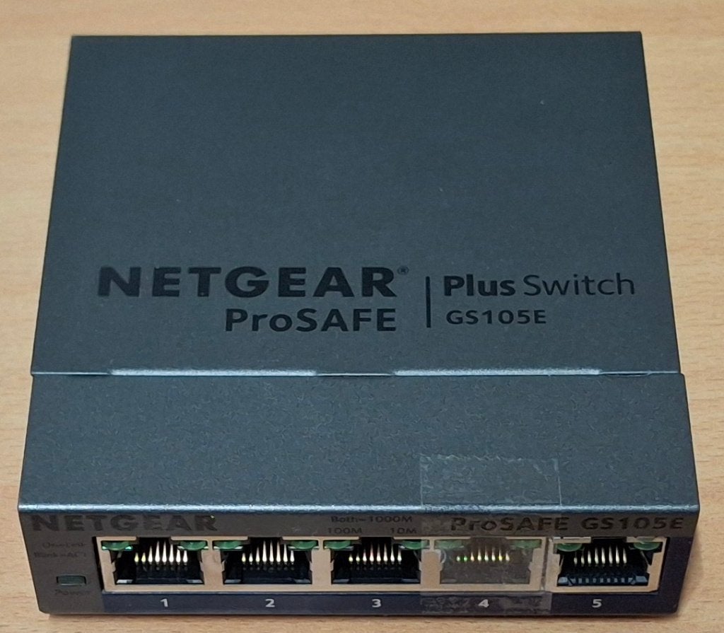 Switch Netgear ProSafe  GS105E, Computers en Software, Ophalen, Gebruikt