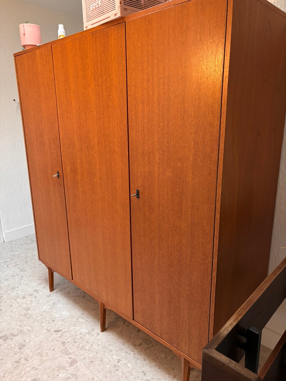 2x 70’s kleerkast / vintage / stijlvol, Ophalen, Gebruikt, Vintage 70, Met deur(en)