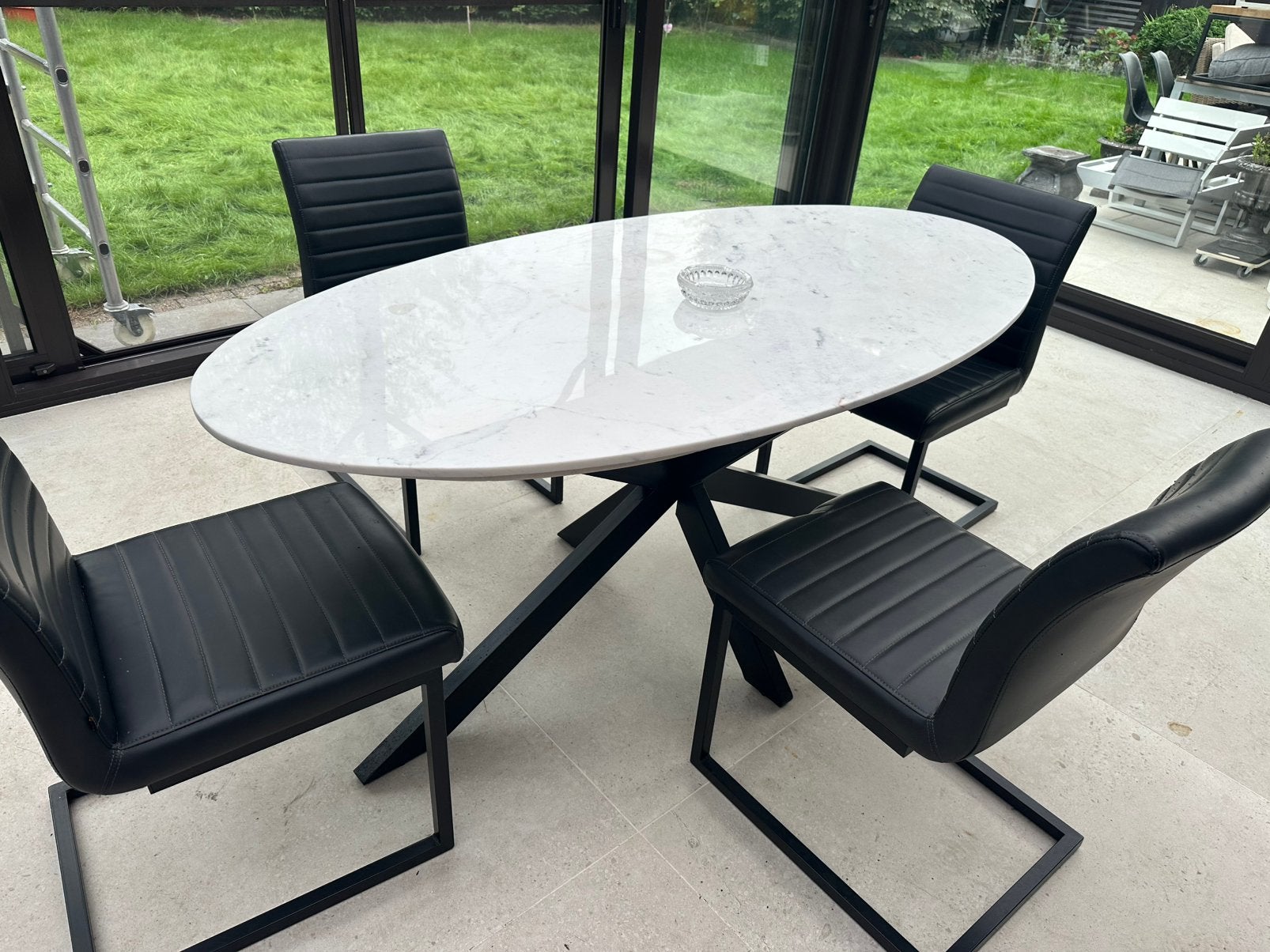 Marmeren Eettafel ovaal 180cm, Tuin en Terras, Ophalen, Zo goed als nieuw, Eettafel