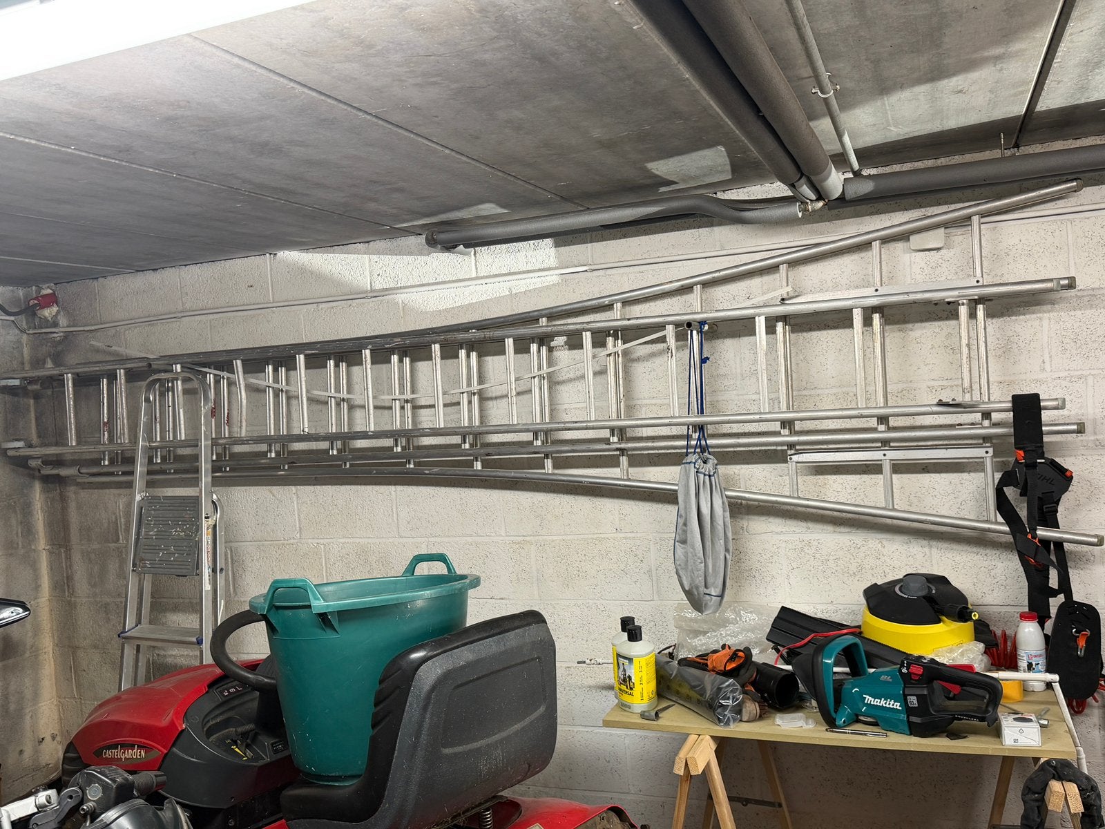 Echelle triple 3x13 échelons, Doe-het-zelf en Bouw, Ladders en Trappen, Ophalen