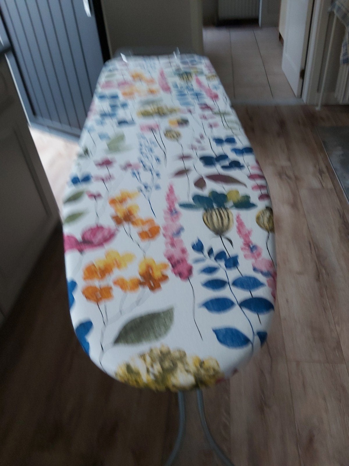 Strijkplank, Elektronische apparatuur, Strijkijzers en Strijkplanken, Ophalen
