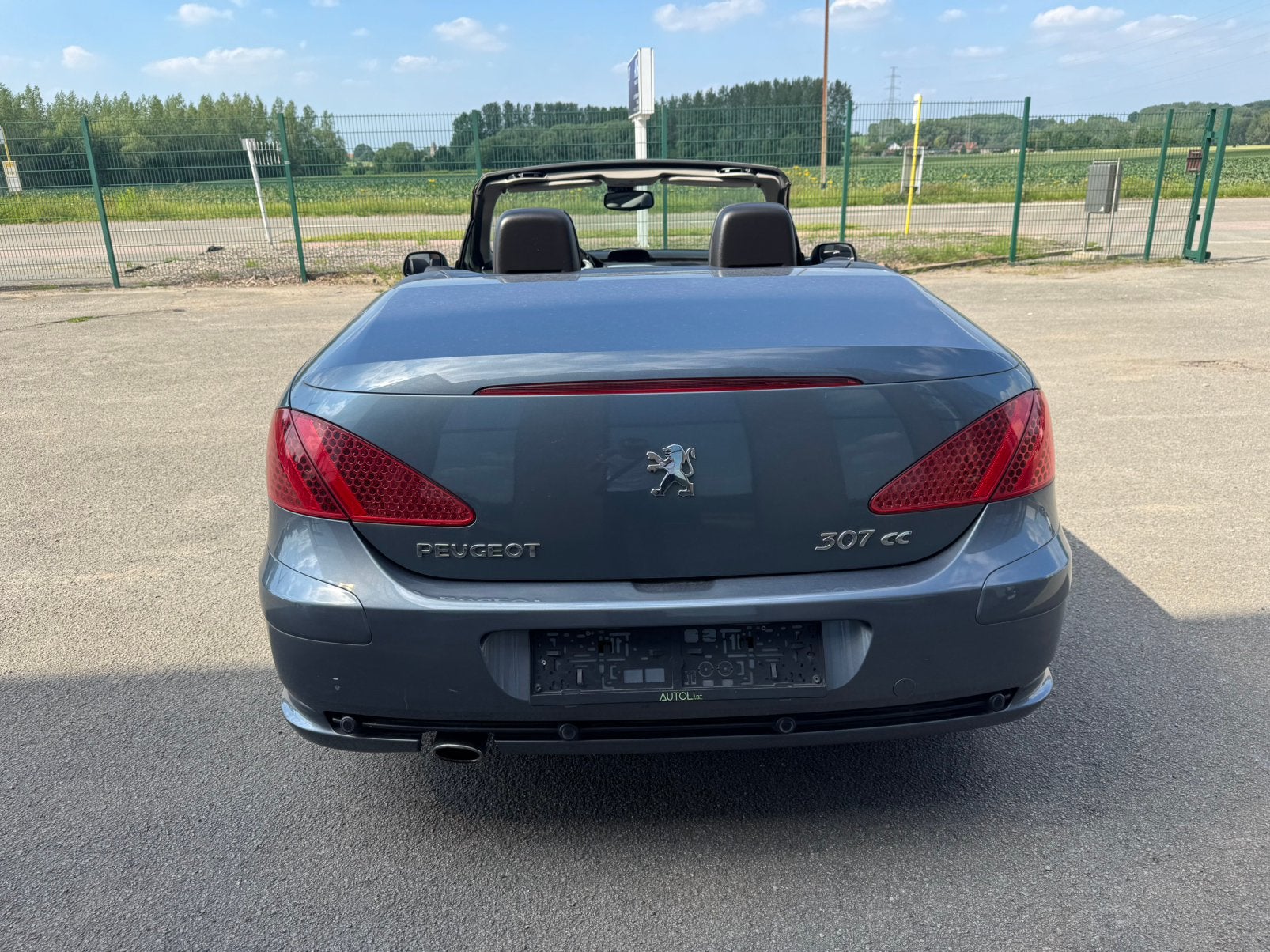 Peugeot 307cc 2l essence lez ok Airco, Auto's, Peugeot, 4 zetels, Cabriolet, https://public.car-pass.be/vhr/e5164a28-3ba4-4305-b55d-c9ba4830387e