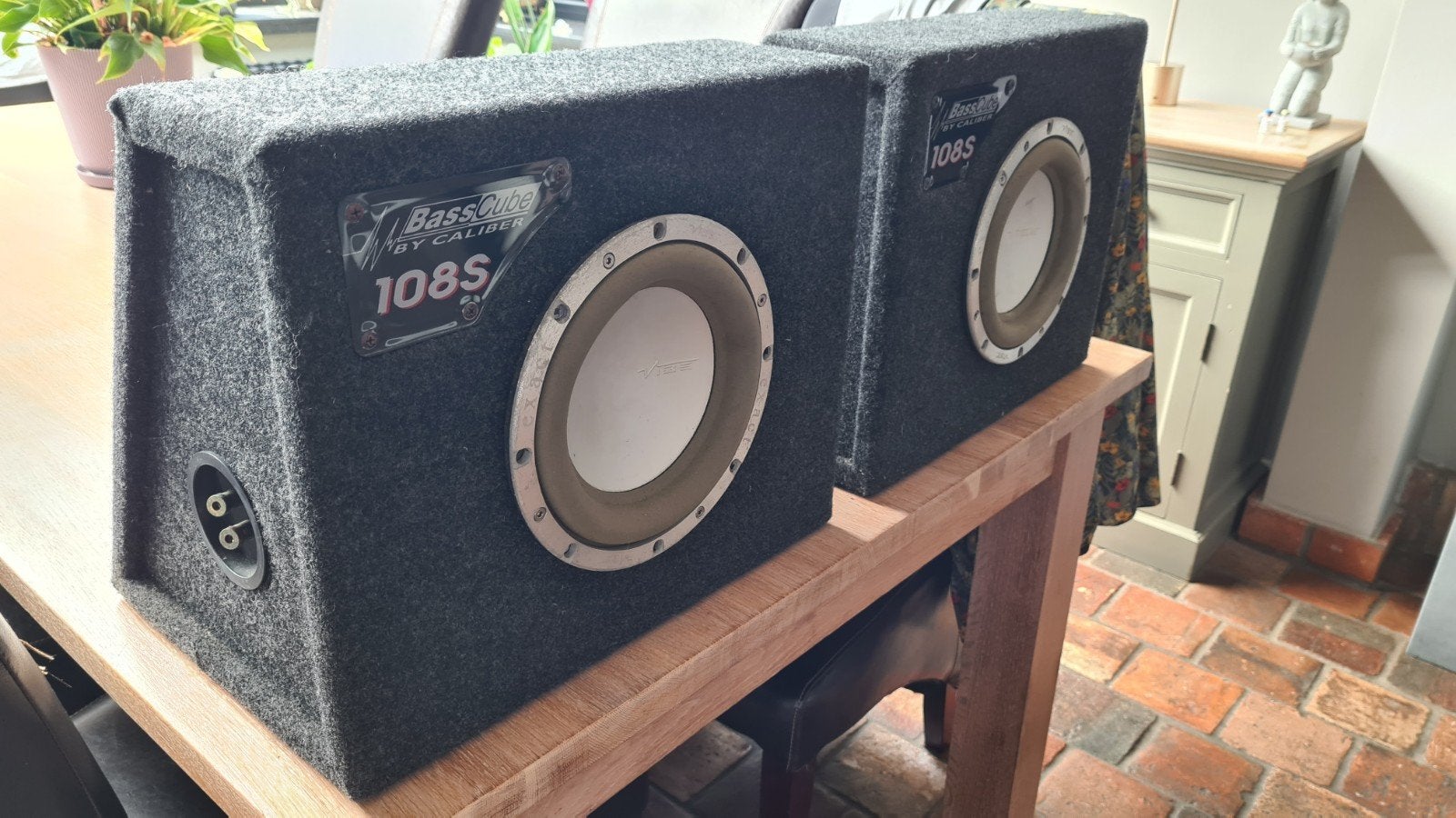 Caliber Subwoofer 2 stuks, Ophalen, Gebruikt