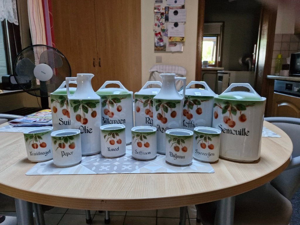 set sier potten, Ophalen