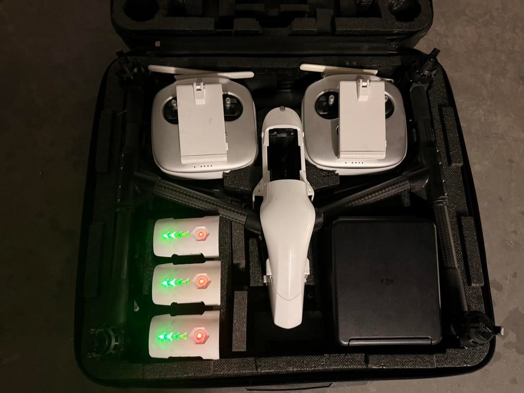DJI inspire one overcomplete set met zenmuse X5 / 2xremotes, Enlèvement, Comme neuf