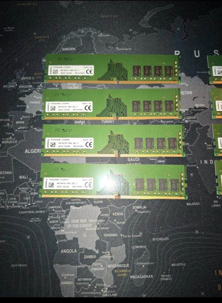 Uitwisseling tussen ram en harde schijf, Computers en Software, RAM geheugen, Ophalen, DDR4