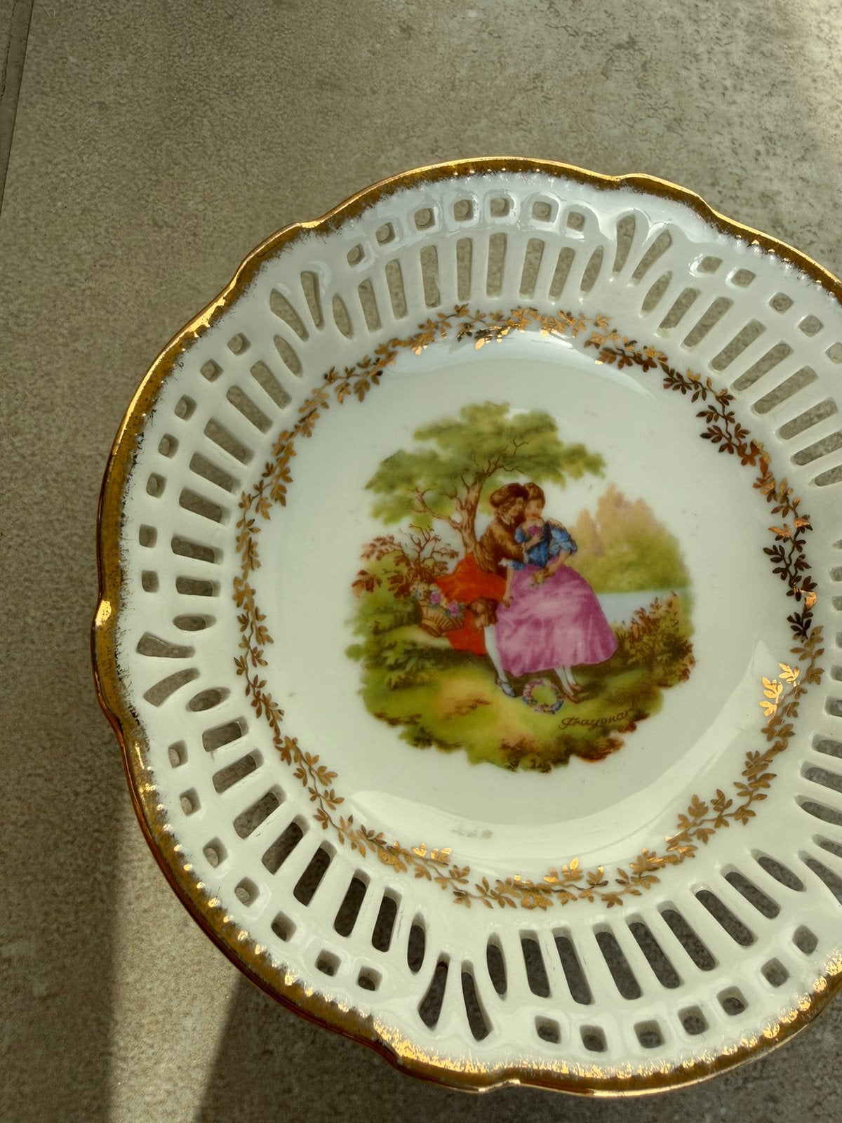Antiek Schwarzenhammer Bavaria Fragonard schaaltje, Enlèvement ou Envoi