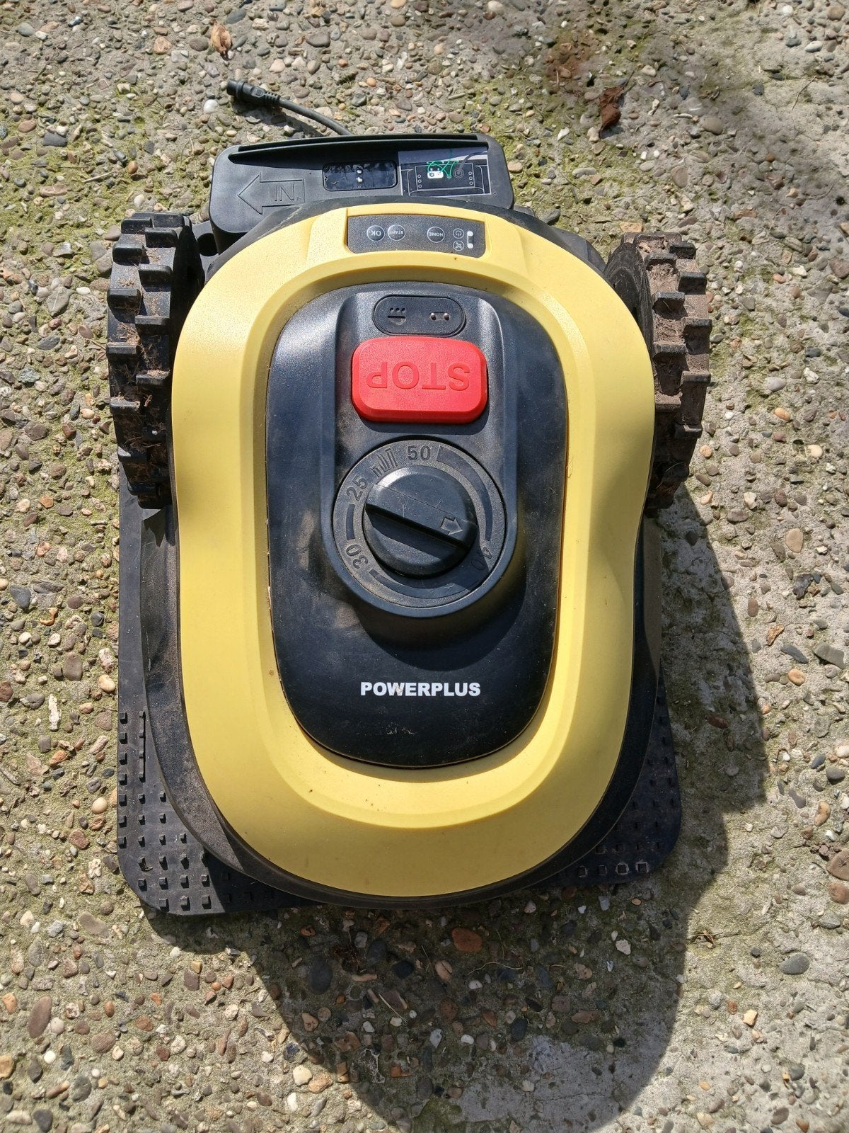 Robograsmaaier te koop  z60, Tuin en Terras, Ophalen, Zo goed als nieuw, Powerplus, Meer dan 25 cm