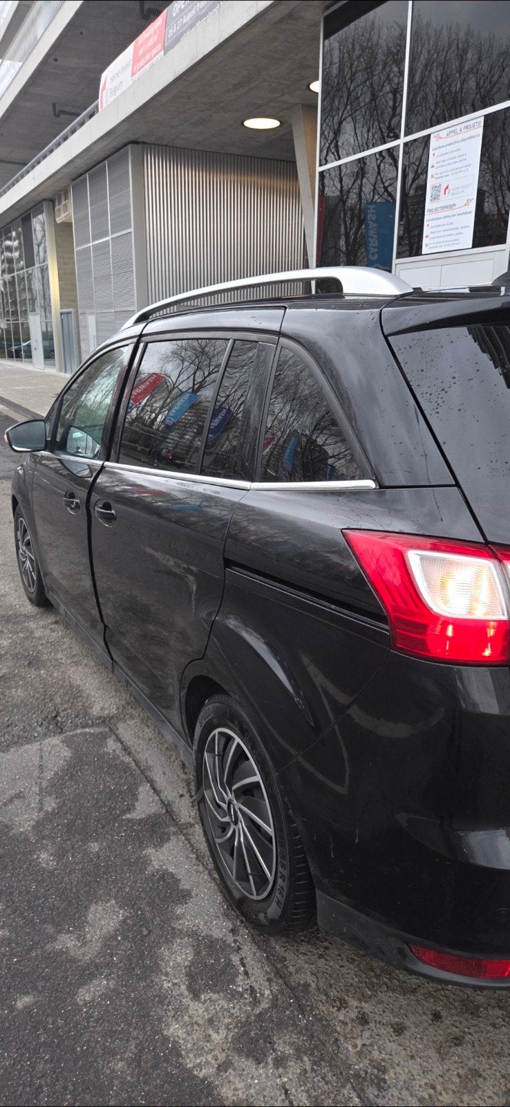 Te koop — Ford Grand C-Max zwart (7 zitplaatsen) — 2011 — vo, Auto's, Zwart, Dakrails, Particulier, Te koop