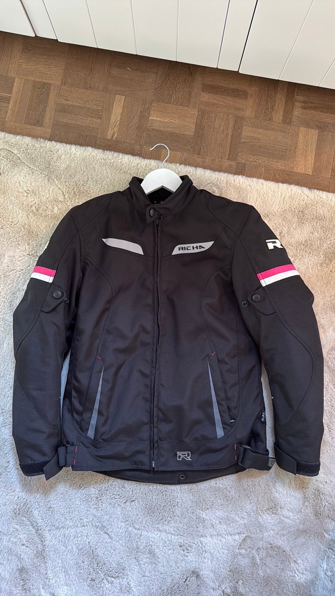 Richa motorjas dames, Motoren, Ophalen, Dames