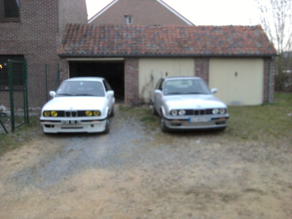 2x BMW e30 318IS, Auto's, Stof, Elektrische ramen, Handgeschakeld, Grijs