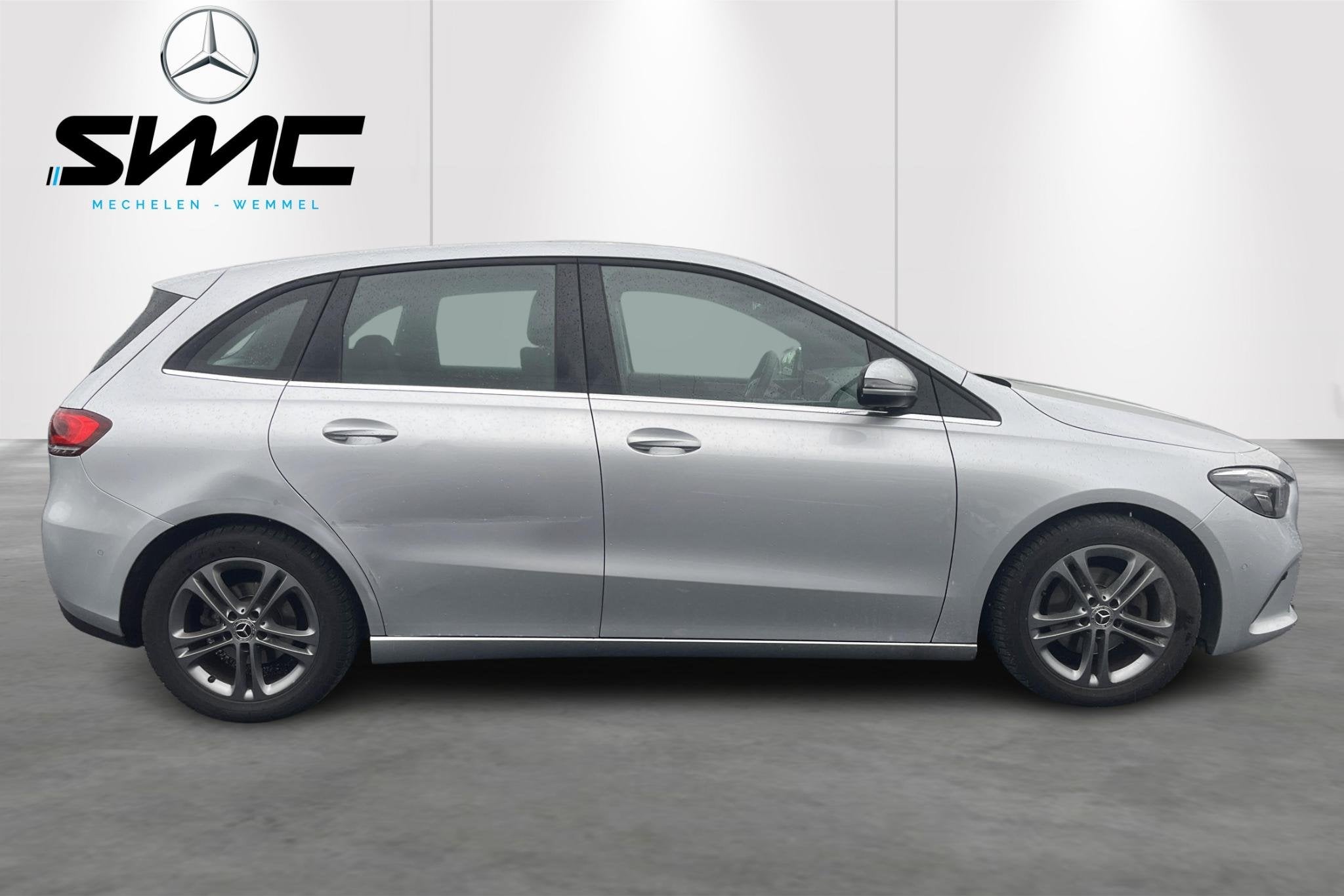 Mercedes-Benz B-klasse B 180 Business Solution Auto, Gebruikt, 4 cilinders, 136 pk, 5 zetels