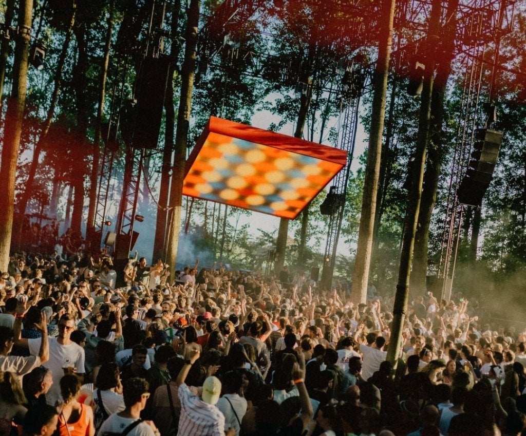 4x Paradise City Friday, Drie personen of meer