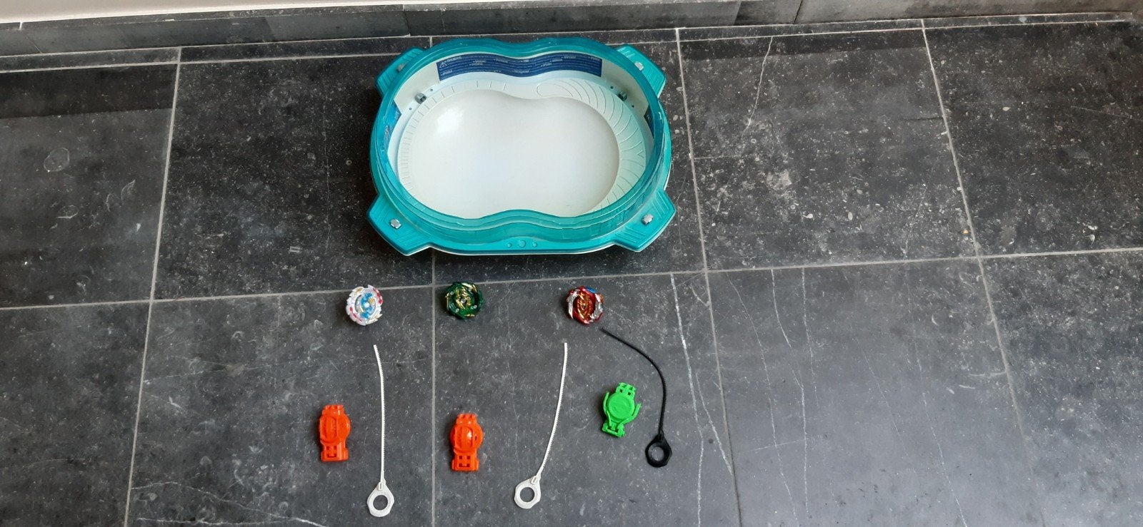 Beyblade, Verzamelen, Ophalen, Gebruikt