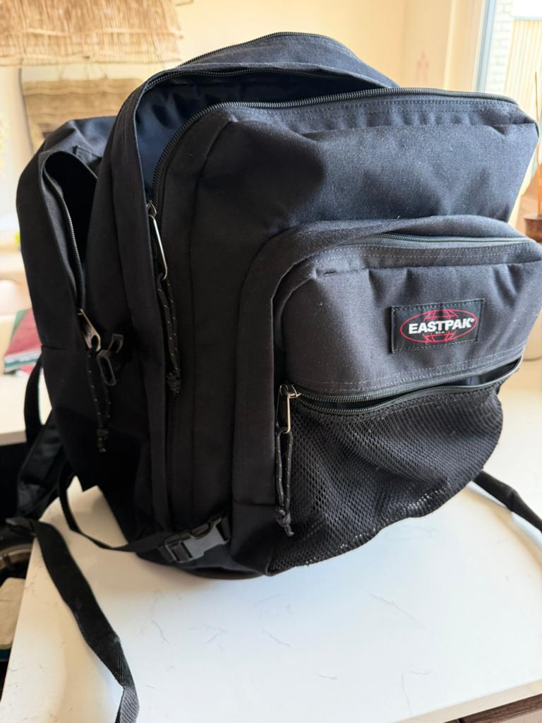 Eastpak boekentas 6 maand oud, Motoren, Accessoires | Koffers en Tassen, Ophalen, Zo goed als nieuw