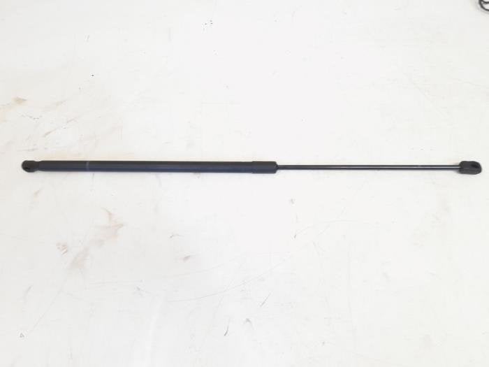 Amortisseur capot moteur droit d'un Volkswagen Passat, Volkswagen, -, 3 mois de garantie, Utilisé