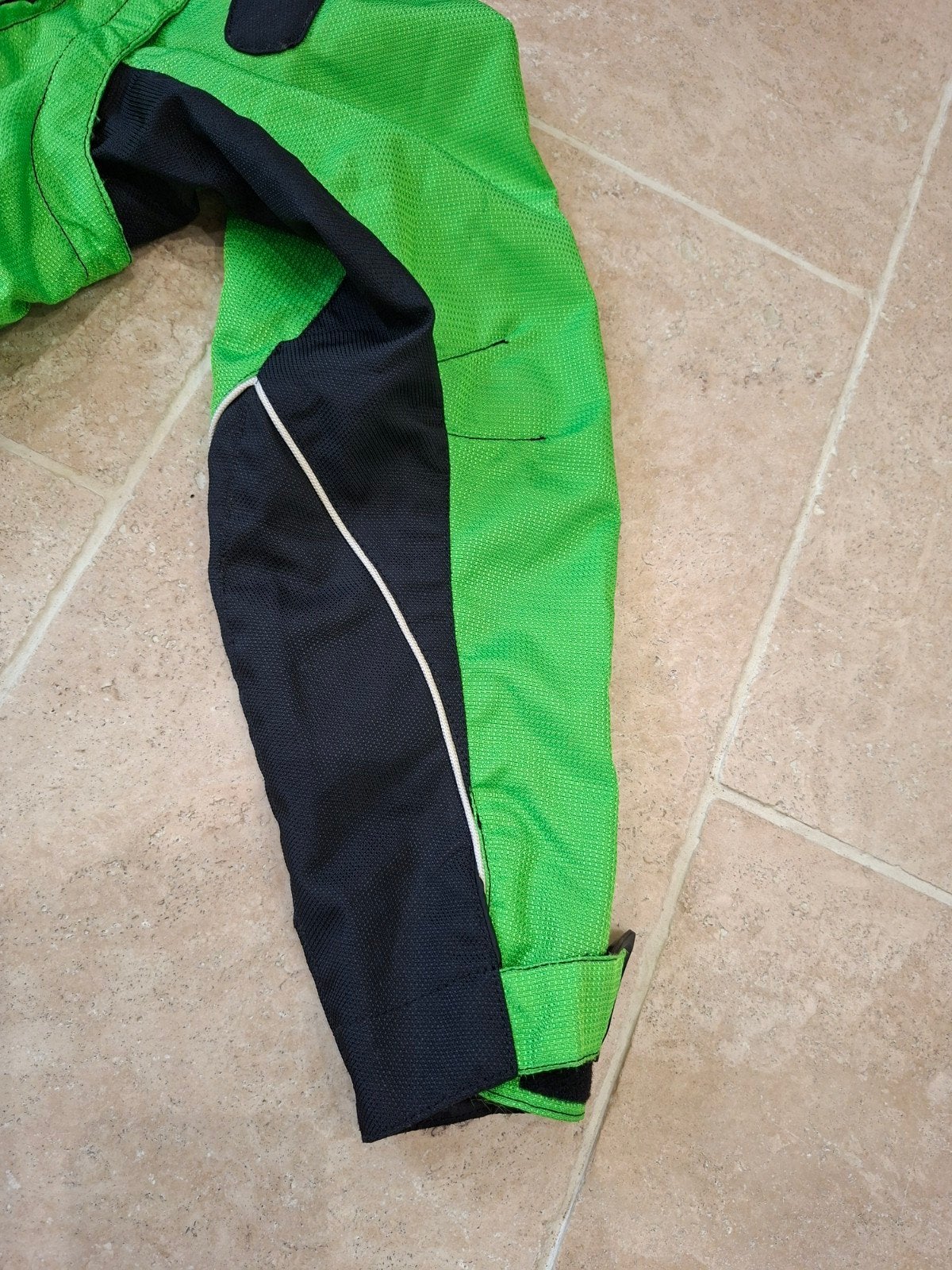 Tenue de moto Kawasaki Team Green - enduro - cross, Motos, Femmes, Seconde main, Enlèvement ou Envoi, Ensemble