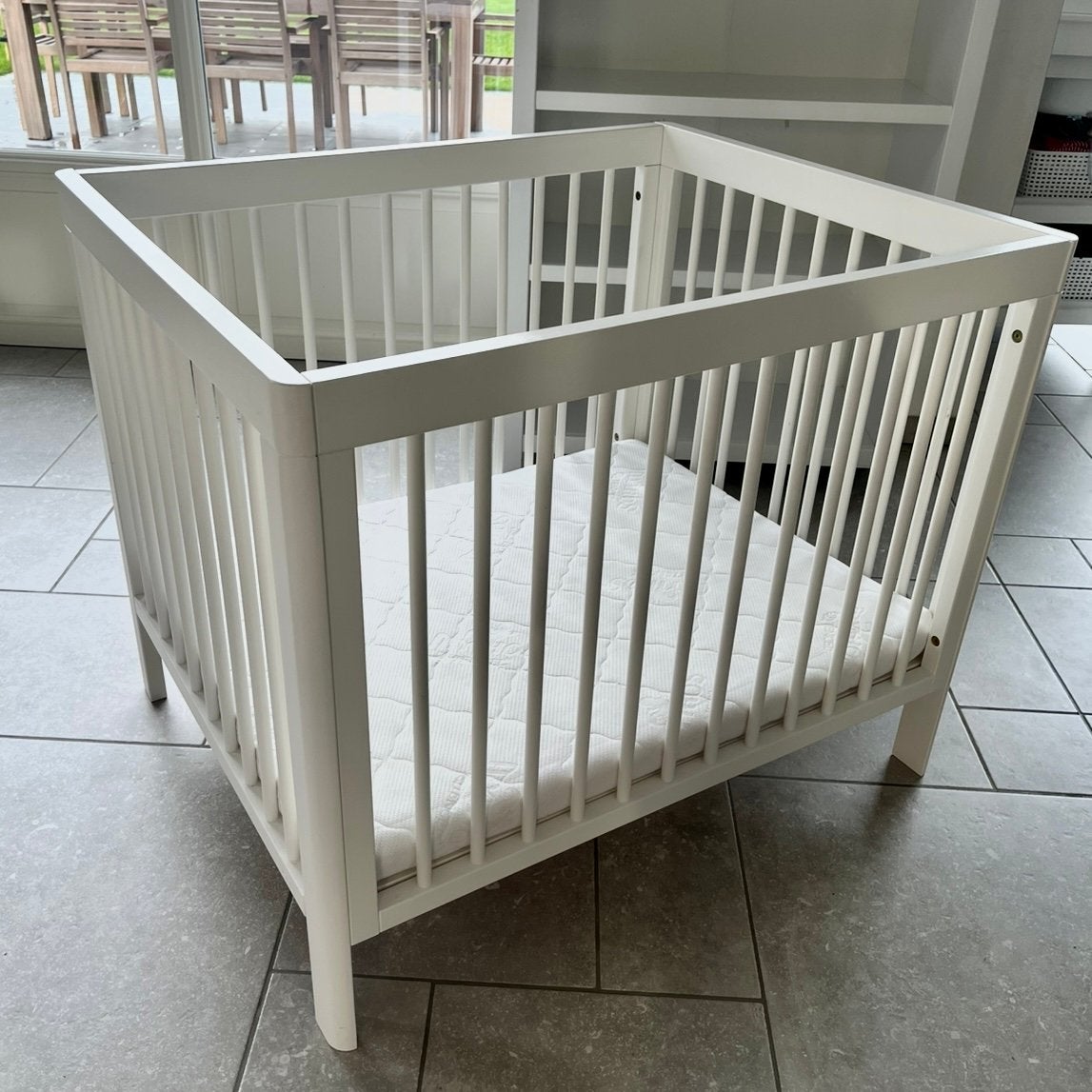 Wit babypark Troll incl. matras, Ophalen, Zo goed als nieuw, Rechthoekig, In hoogte verstelbaar