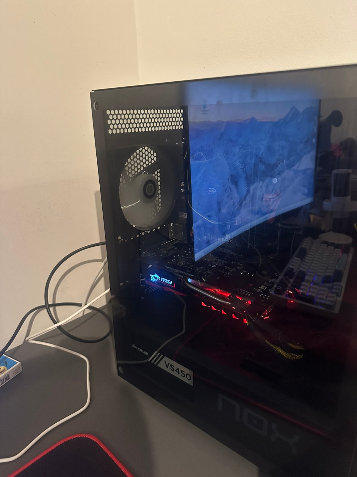 De computer is in goede staat., Comme neuf, Gaming, SSD, Avec carte vidéo
