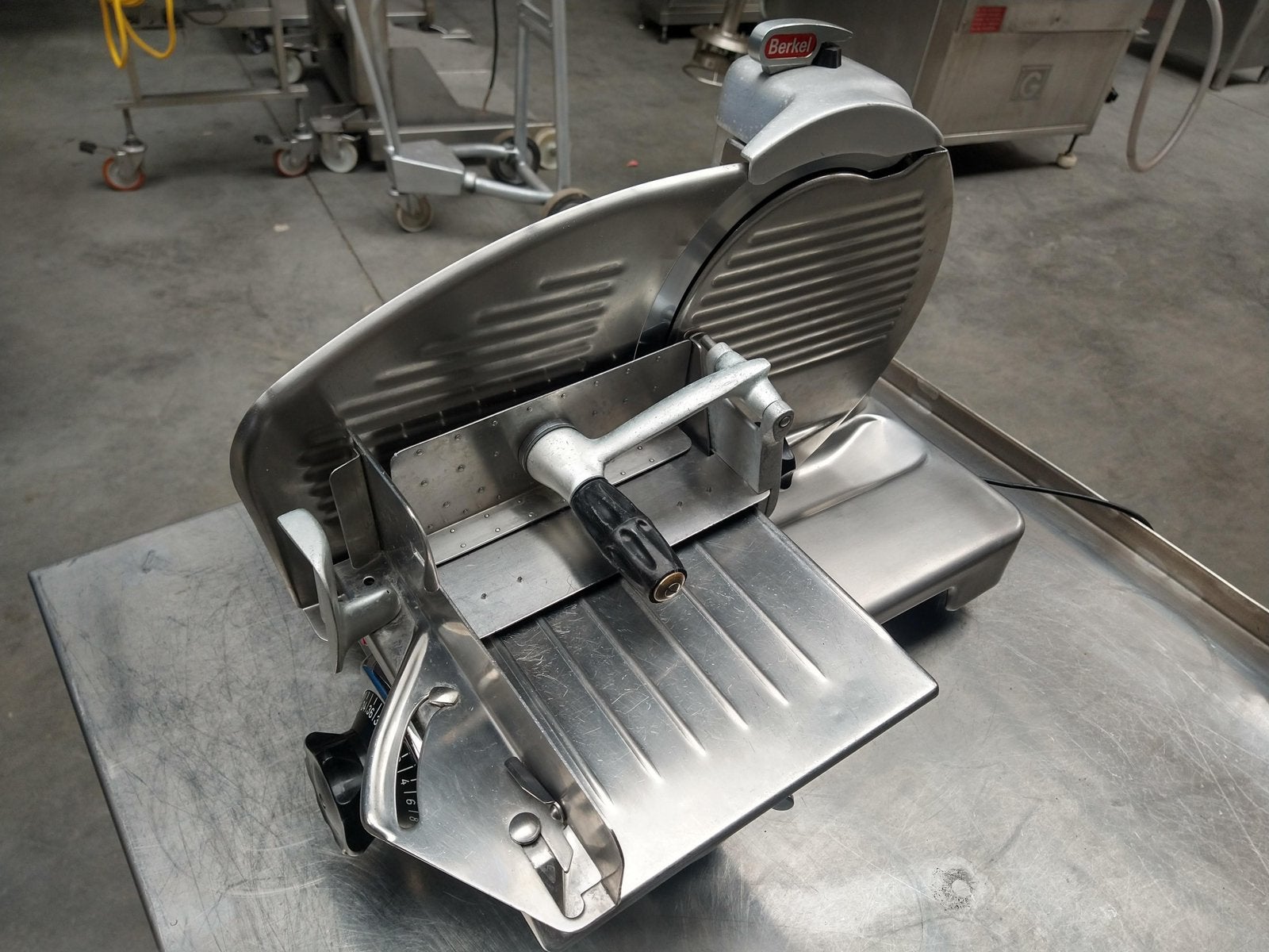 berkel snijmachine 834, Ophalen