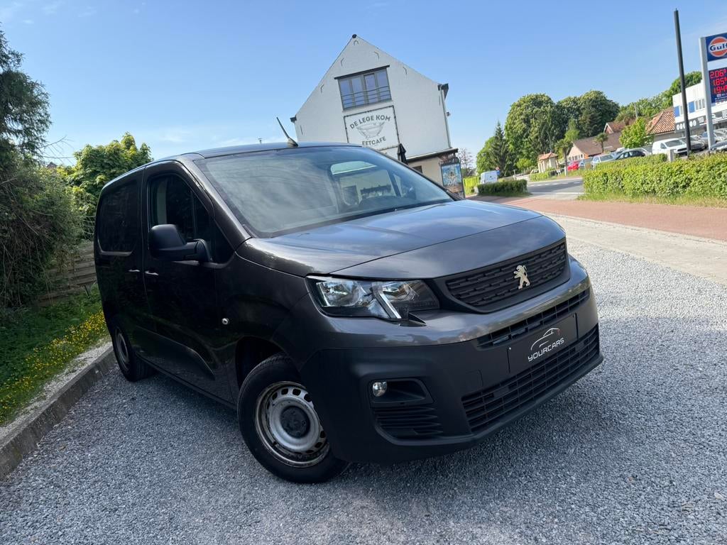Peugeot Partner 1.2 PureTech L2 Heavy Pro S/S, https://public.car-pass.be/vhr/34fc2115-788c-41b7-b31d-347c492a36b9, Argent ou Gris