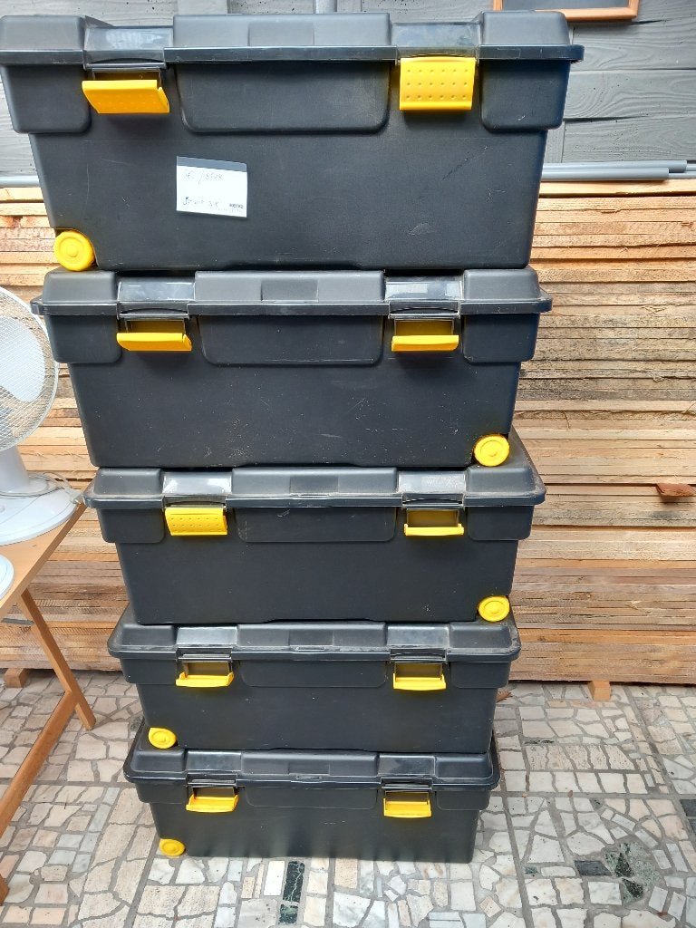 OPBERG BOXEN GROTE, Ophalen, Gebruikt
