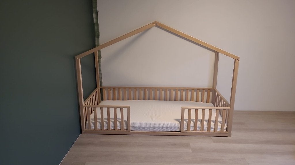 Bedhuisje, Ophalen, 85 tot 100 cm, Zo goed als nieuw, Lattenbodem