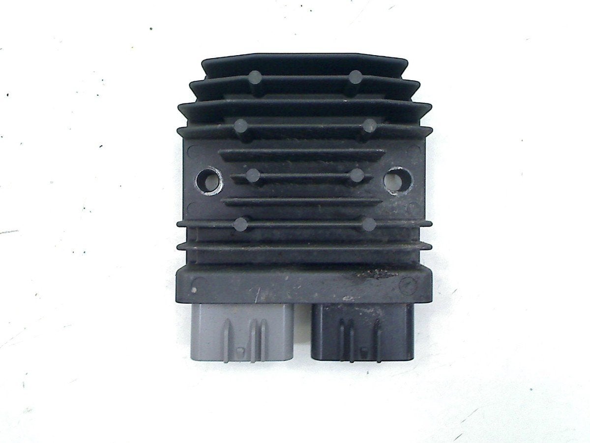SPANNINGSREGELAAR Yamaha MT 09 2018-2020 (MTN850-A MT-09), Dhr. S. di Majo, Gebruikt, Info@cama-motorparts.nl, P.J. Troelstraweg 8 8
3144 CX  MAASSLUIS, NL