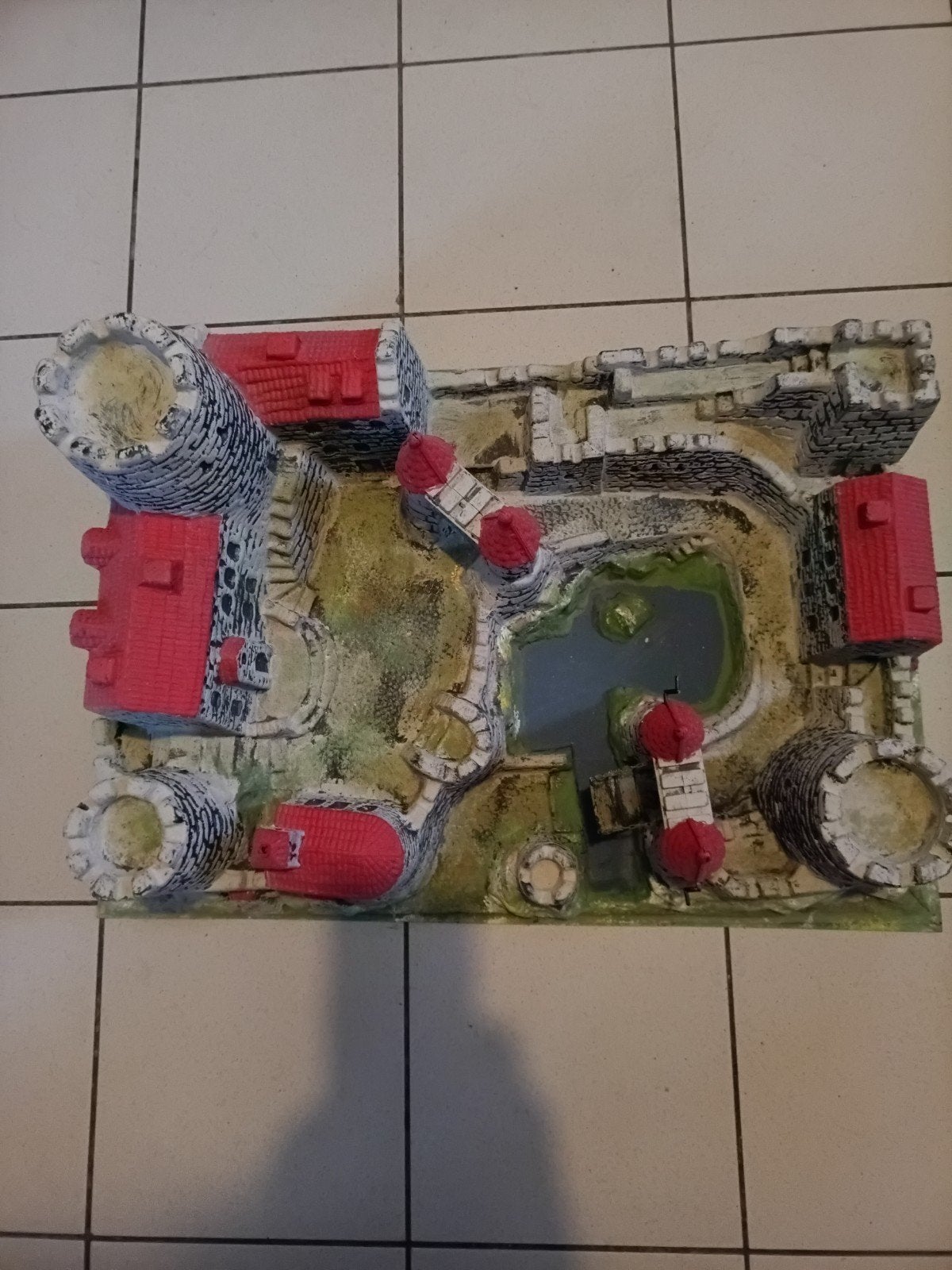 château fort médiéval en excellent état, Collections, Enlèvement