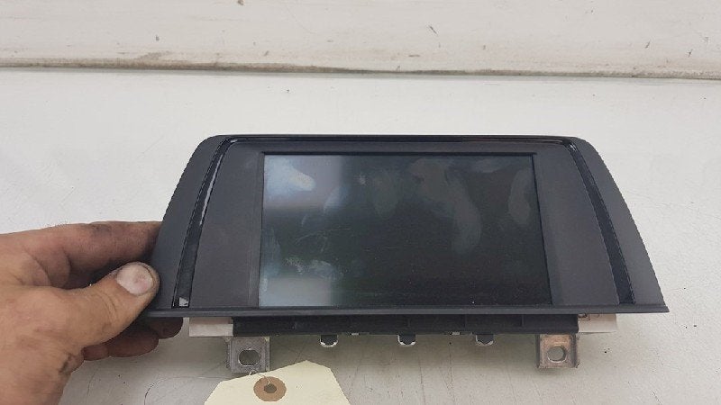 ORDINATEUR MULTIMEDIA BMW 3 serie Touring (F31), Utilisé, BMW, Petuelring 130
80809  München, DE, Bayerische Motoren Werke AG