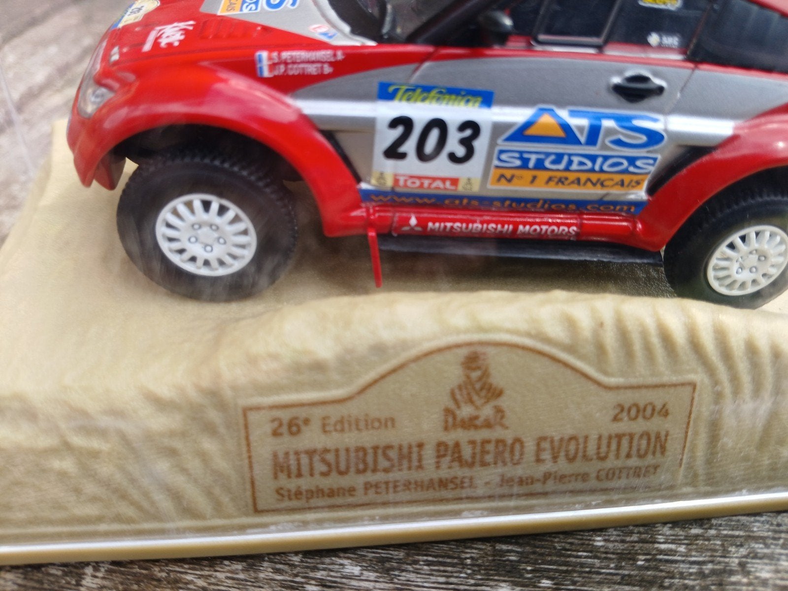 Mitsubishi pajero evolution 2004, Ophalen