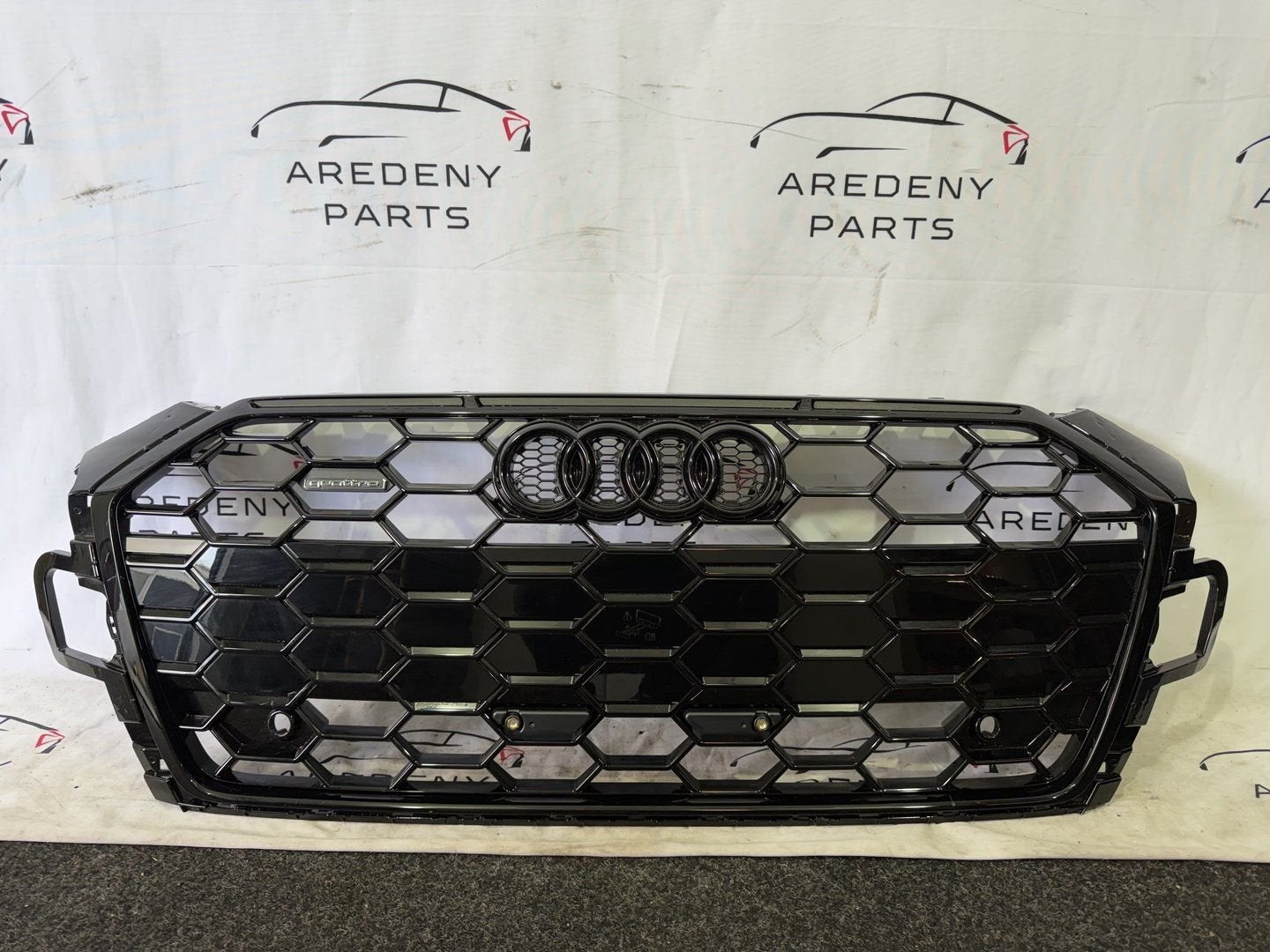 Audi A5 S5 S-Line B9 8W F5 Facelift Grill Black 8W6853651BL, Gebruikt, -, -, -