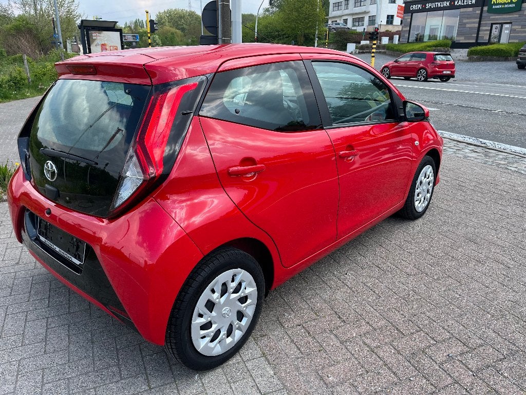 AYGO, Autos, Rouge, Achat, 998 cm³, Euro 6